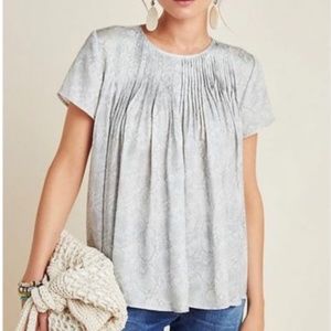 Anthropologie Dolan Pilar Pleated Top, XL, Gray snake print